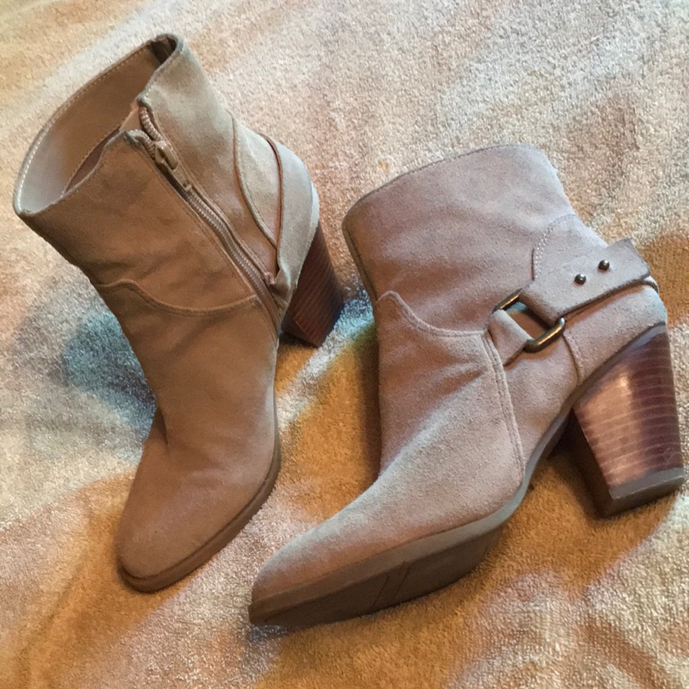Nine West Suede Women's Tan Ankle Boots - 
6 1/2 with 3” heel